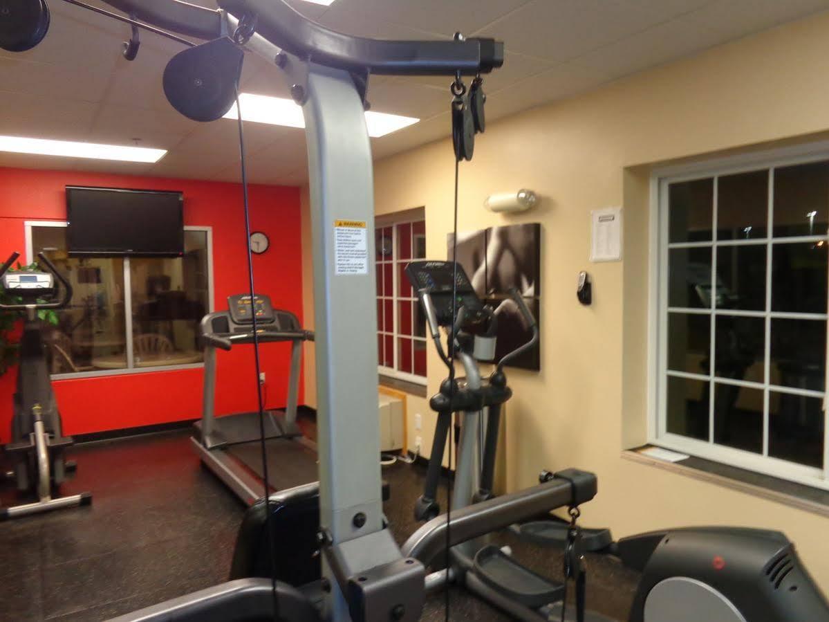 Country Inn & Suites By Radisson Bismarck Waterpark Dış mekan fotoğraf